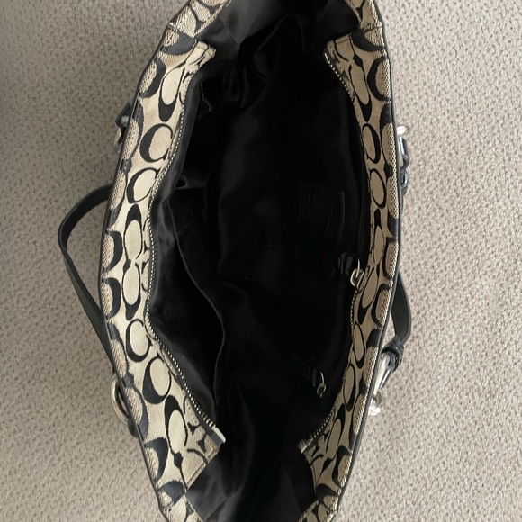 Signature Coach Purse - Picture 1 of 3